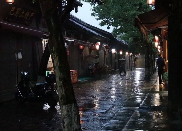 报告我想生病!日本海军病号餐堪比西餐,明明陆军都快吃不起饭了